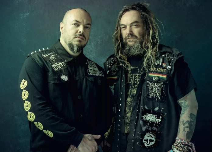 Max e Iggor Cavalera anunciam turnê tocando disco clássico do Sepultura na íntegra